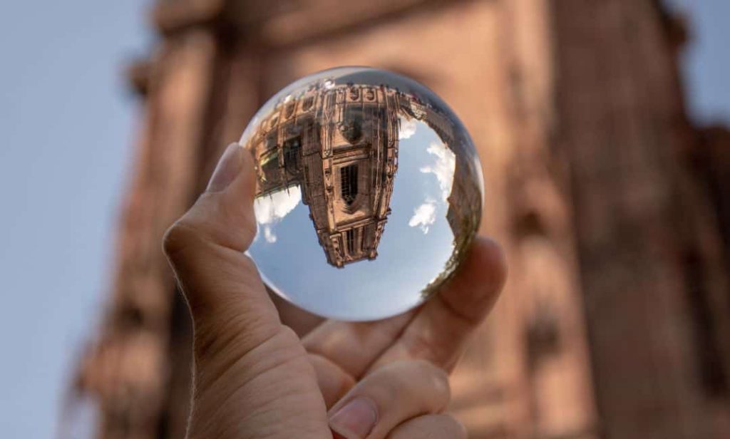 Warning Signs of a Housing Bubble
